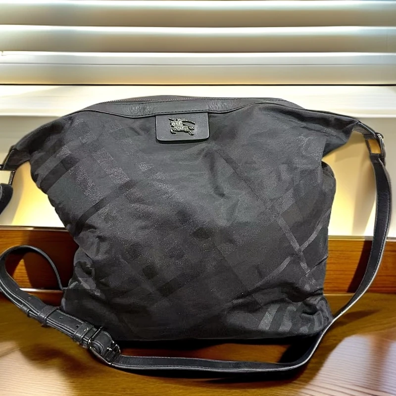 95新 BURBERRY/博柏利 黑色托特包 1182 1761