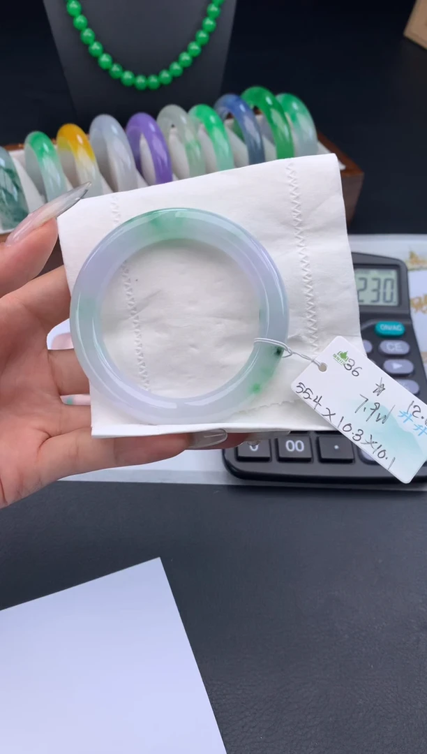 未镶嵌手镯翡翠翡翠自带#送人#，假一赔三