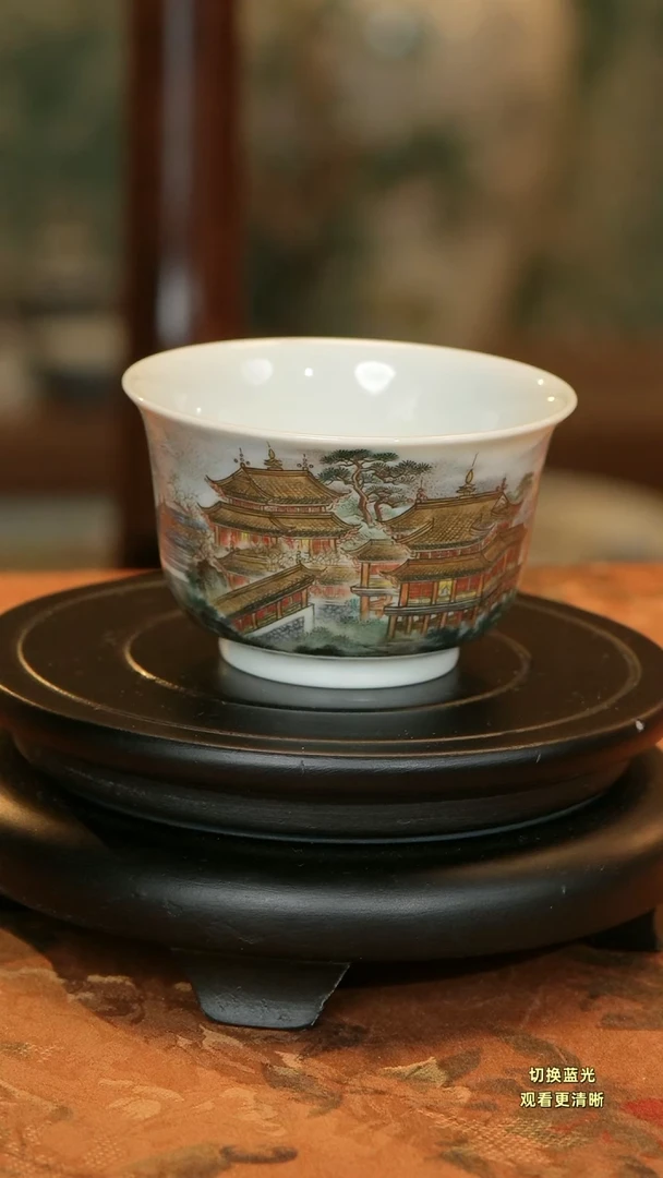手绘粉彩梁园盛景主人杯