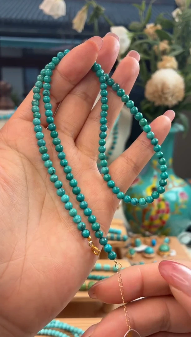 18K金镶嵌绿松石项链1