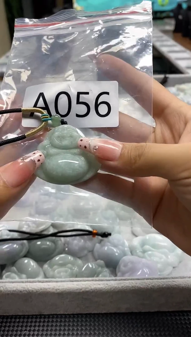 翡翠未镶嵌颈饰a056天然缅甸A货翡翠