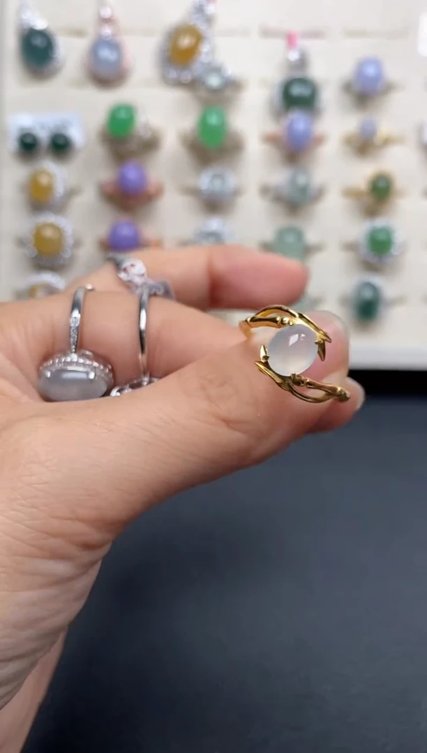 【闪购商品】翡翠戒指银S925镶嵌11111