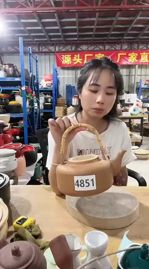 4851瑕疵紫砂壶带盖不圆孤品