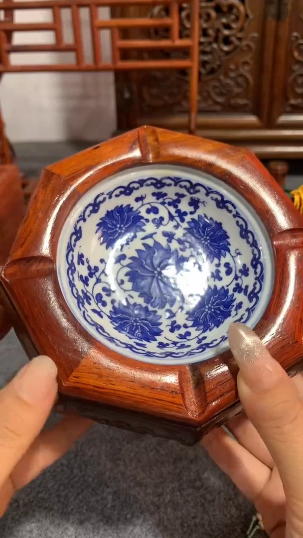 木福利      烟灰缸