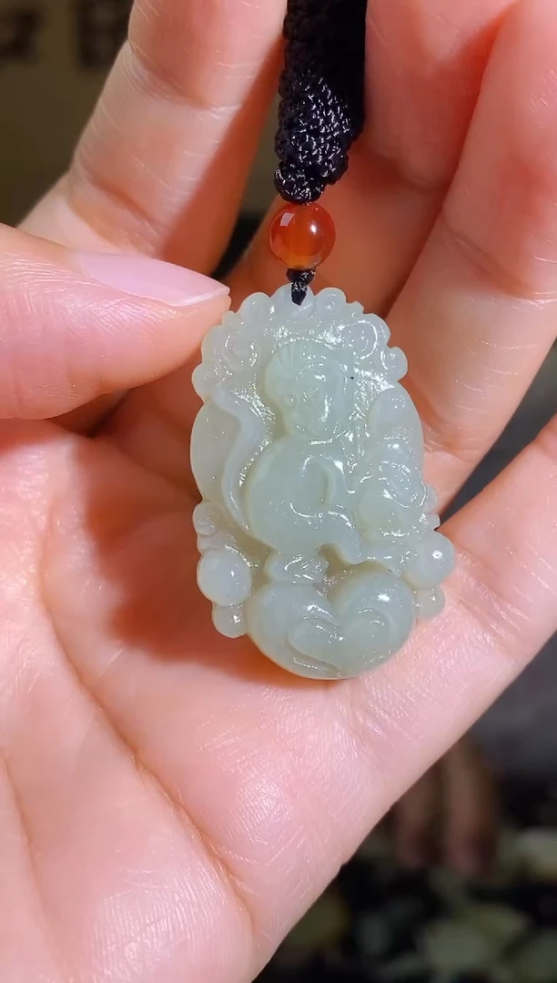 颈饰未镶嵌和田玉1