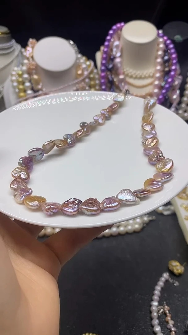 颈饰未镶嵌淡水珍珠多人