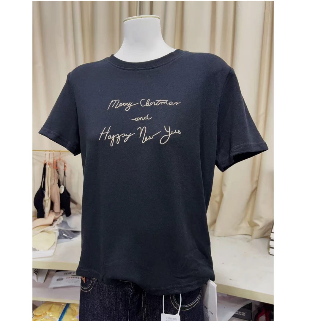 精品羊狨A3127黑英文印花短袖