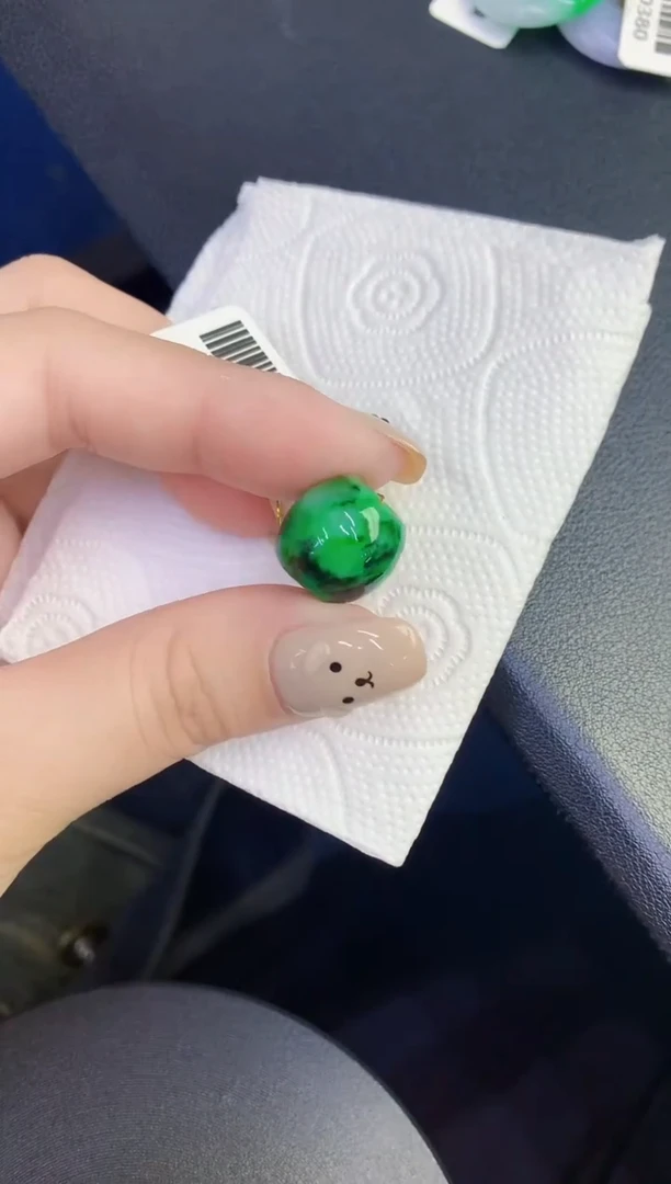 颈饰未镶嵌翡翠缅甸天然翡翠a货
