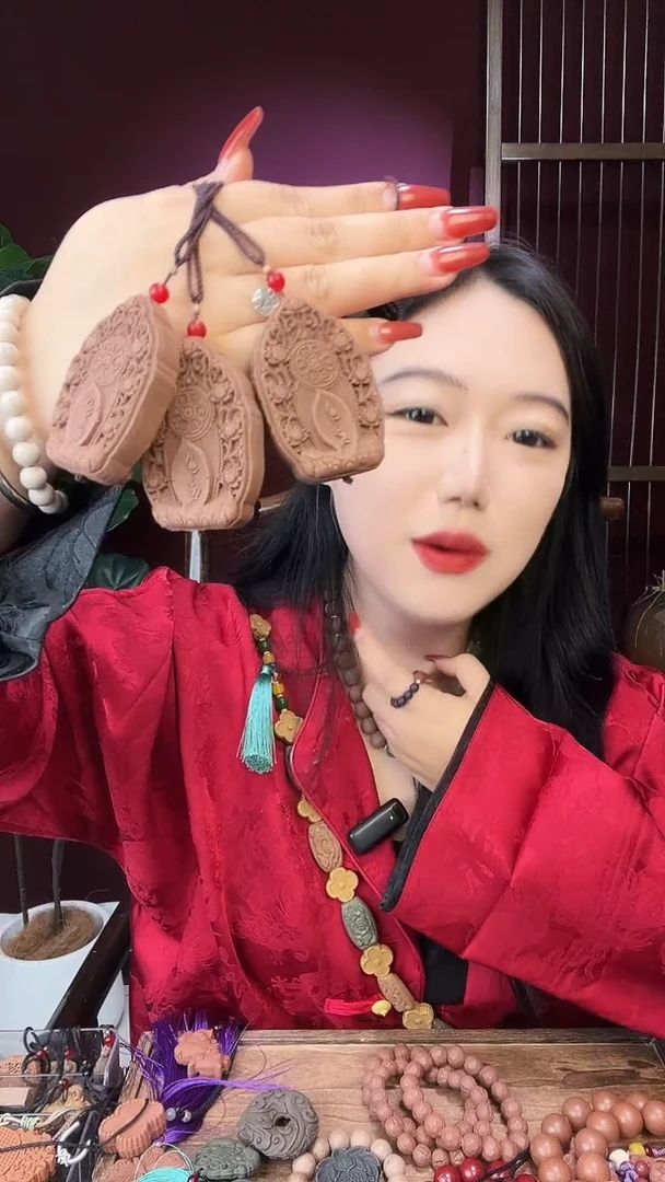 珠串奶檀龙涎阿弥