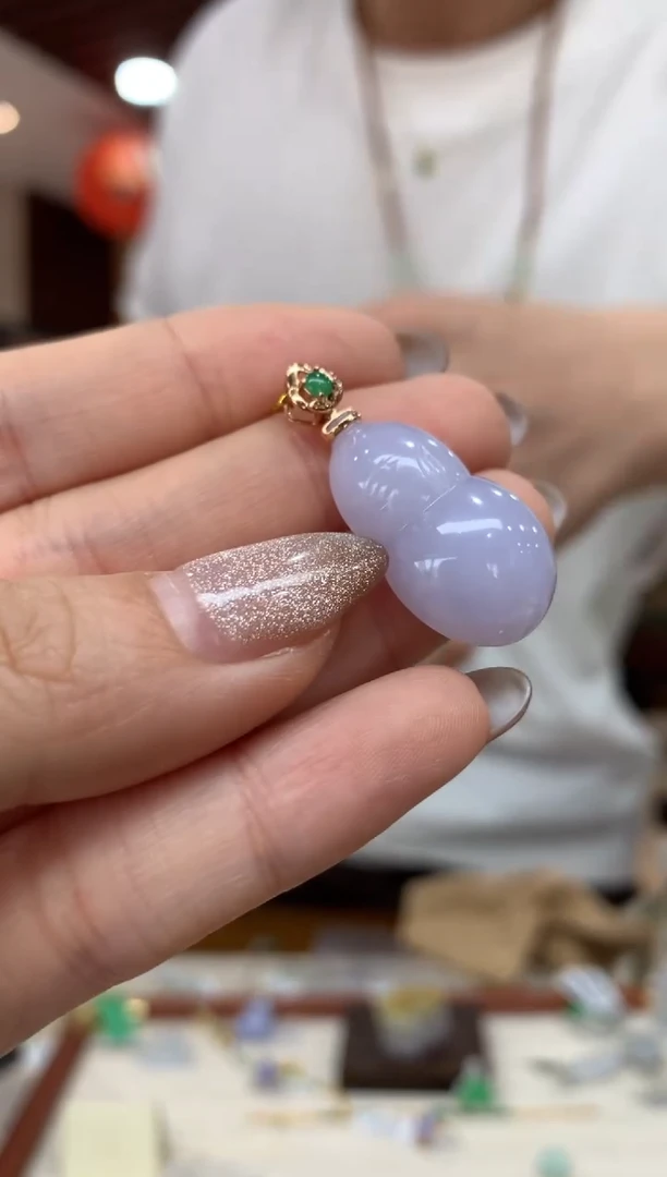 吊坠(不含链)18K金镶嵌翡翠葫芦