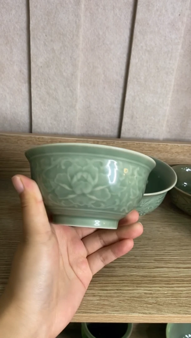 微瑕4.7浮雕牡丹碗4只b000007
