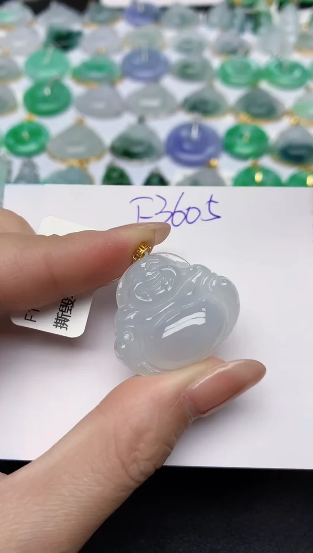 颈饰18K金镶嵌翡翠天然缅甸A货翡翠百元以上9元证书费自理