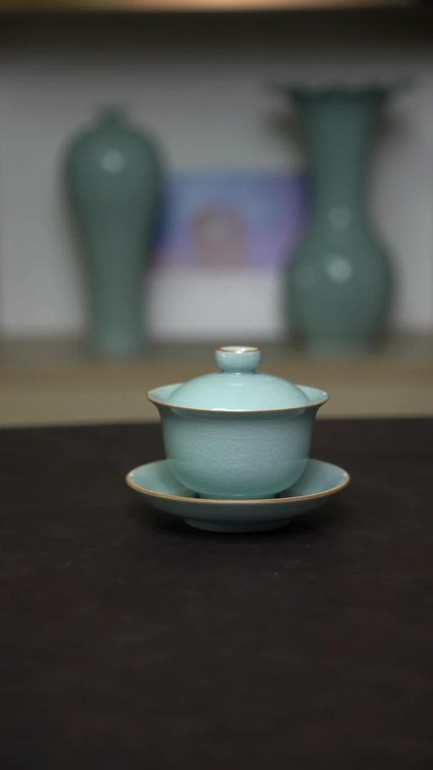 壶瓷粉青釉元宝盖碗