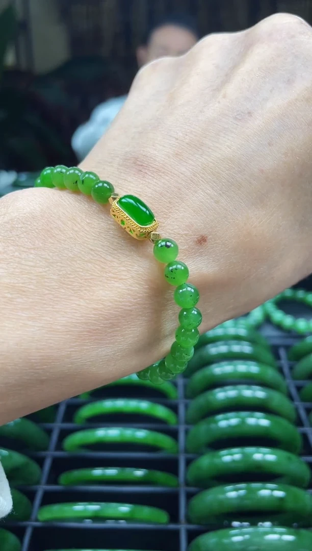 未镶嵌手串和田玉（碧玉）卡6碧玉手串（多样性发一）