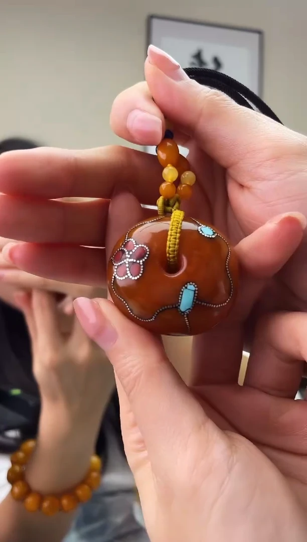 蜜蜡未镶嵌珠宝奇石T023假一罚十，多样性发一件