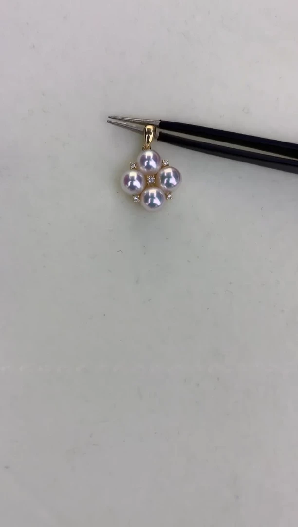 18K金镶嵌DA海水珍珠 GD170 5-6 四叶草吊坠