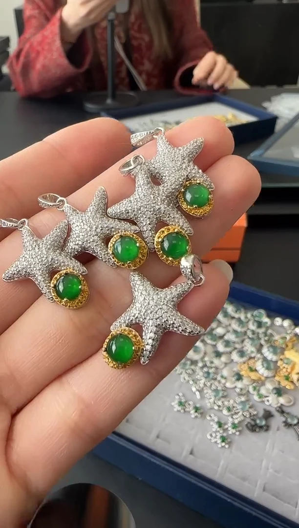 【闪购商品】翡翠吊坠(不含链)银S925镶嵌多样性发其一