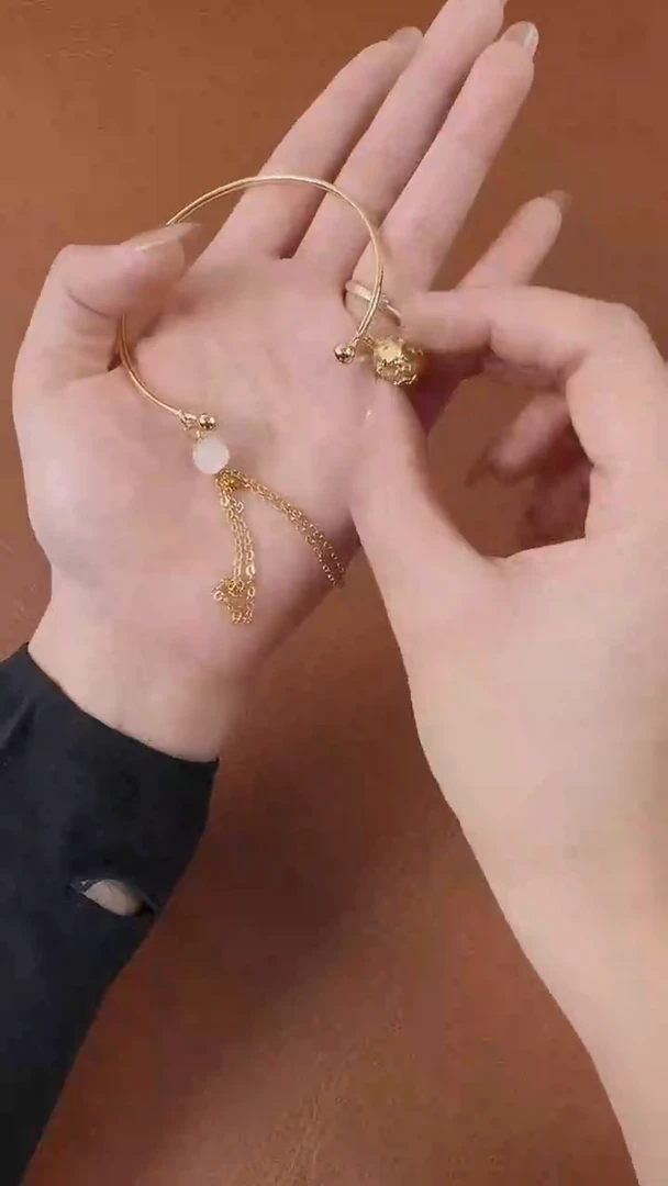 石英石铜合金【闪购链接】精美铜合金手链