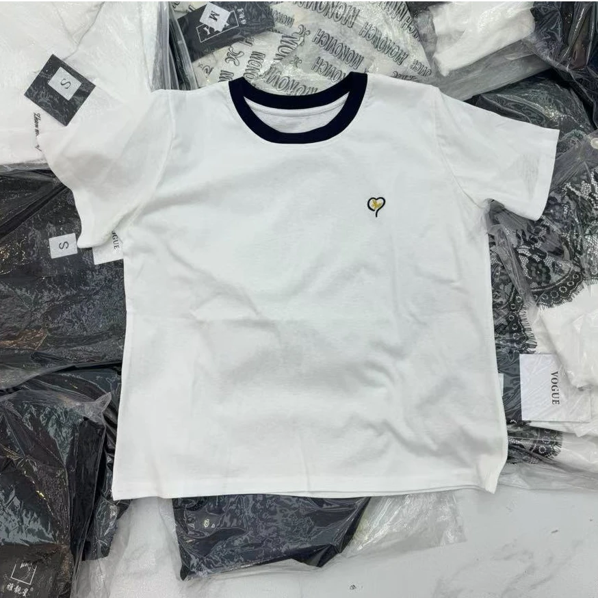 ZM新款设计感拼接撞色胸口刺绣爱心T恤