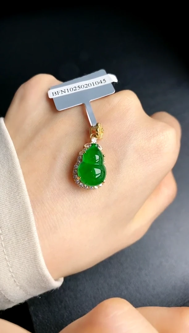 【闪购商品】翡翠戒指银S925镶嵌....