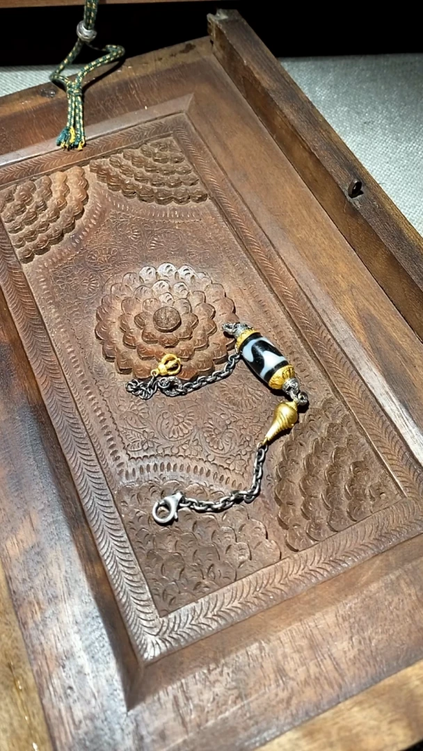 吊坠白玉菩提HLW1115-5