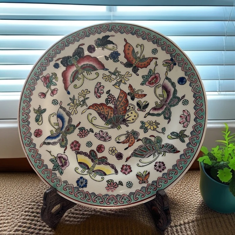 18cm手绘蝴蝶景德镇高温赏盘