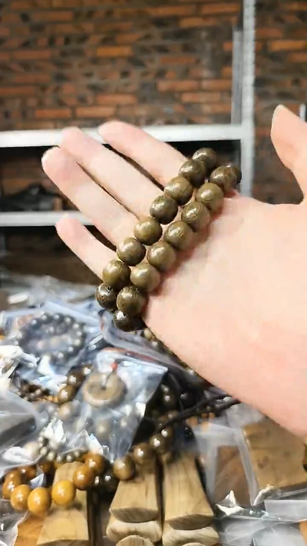 【闪购商品】楠木（金丝楠）把件1.2.1.3阴沉绿手串