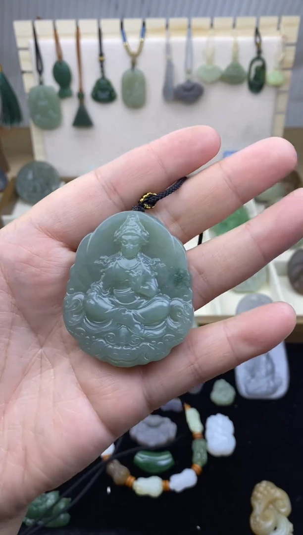 颈饰未镶嵌和田玉和田玉吊坠  无顶珠