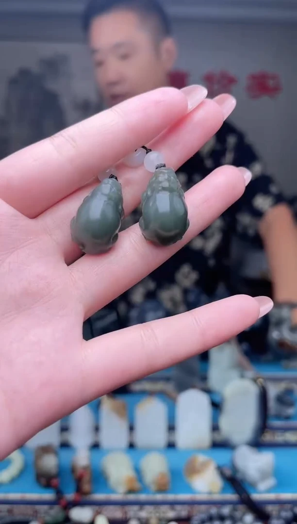 未镶嵌和田玉挂件多样性发 拍一发一