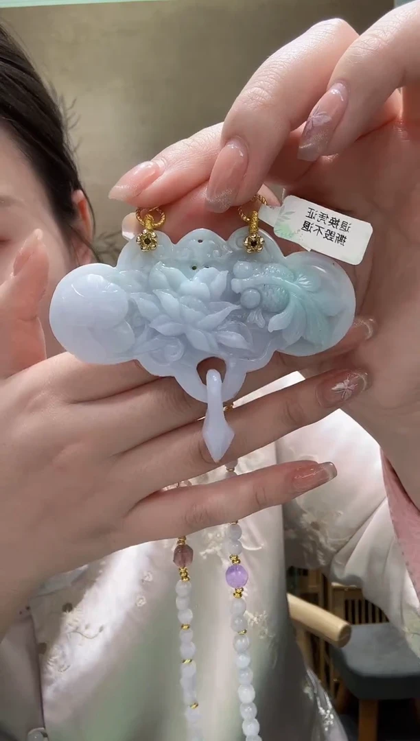 【闪购商品】翡翠颈饰未镶嵌吊坠