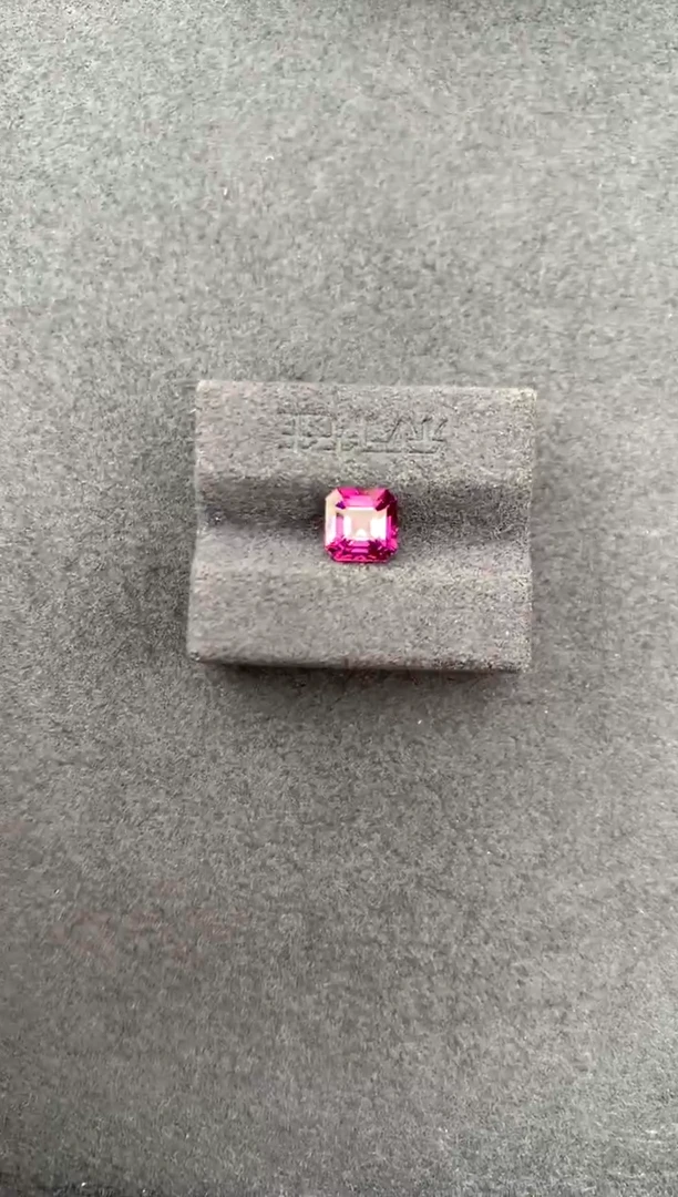 未镶嵌珠宝半成品石榴石1.6ct镁铝榴石  定制  GE