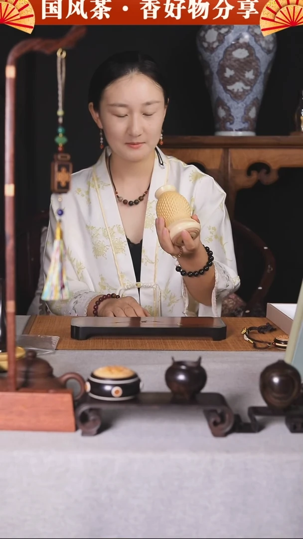 浅*~异形葫芦竹胎收纳罐