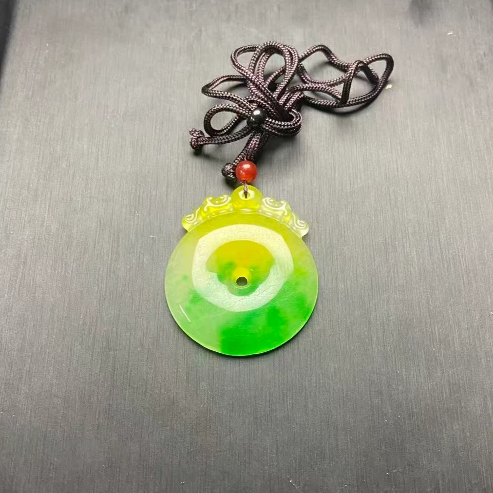 小白精选821精美黄加绿雕花平安扣
