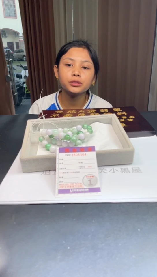 未镶嵌定制翡翠未抛光毛货多样性发其一拍一发一5564