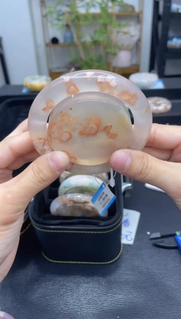 石英质玉手镯未镶嵌A97(59圈赠送镯心)