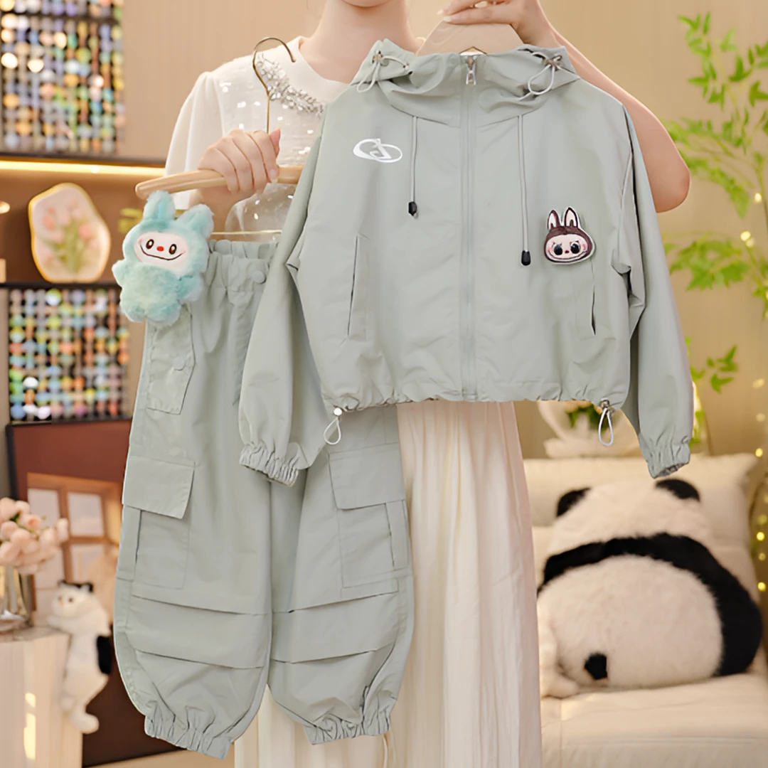 姐弟装-灰绿色运动套装2025新款洋气女孩时髦休闲宽松风衣两件套