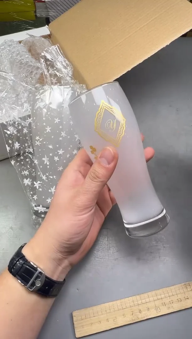 瓷片小****9439中古产品，默认微瑕，碰瓷社感谢您的支持~