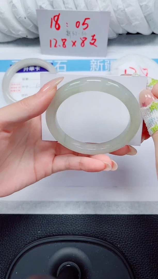 未镶嵌手镯石英质玉10-58/59