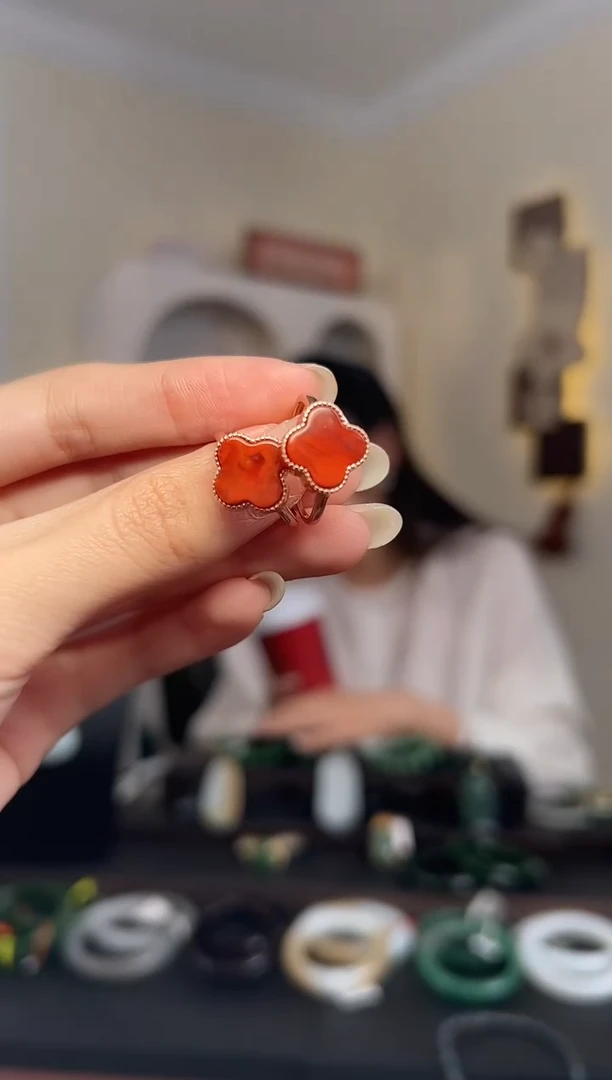 颈饰银S925镶嵌南红玛瑙四叶草