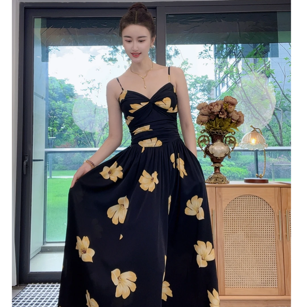 【杨嬷嬷】法式气质显瘦黑色印花连衣裙性感小黑裙