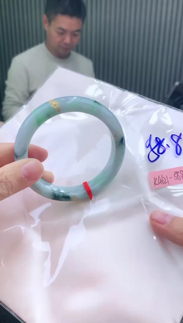 未镶嵌手镯翡翠111