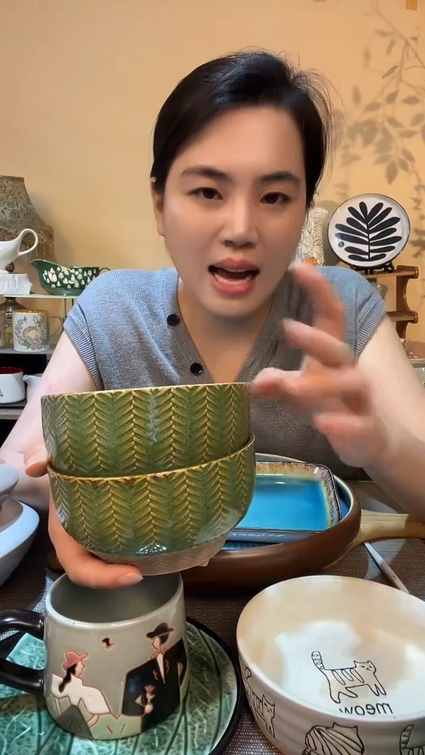 瓷片2个浮雕饭碗 微瑕介意勿拍