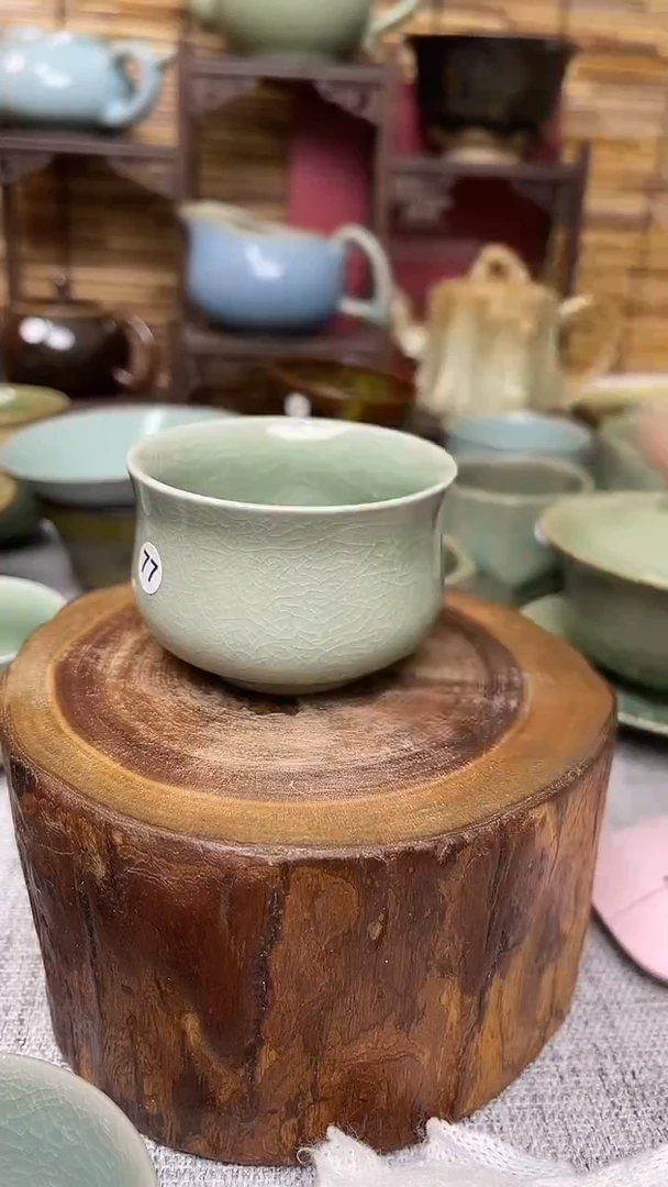 【闪购商品】瓷片原生态原矿粉青杯子
