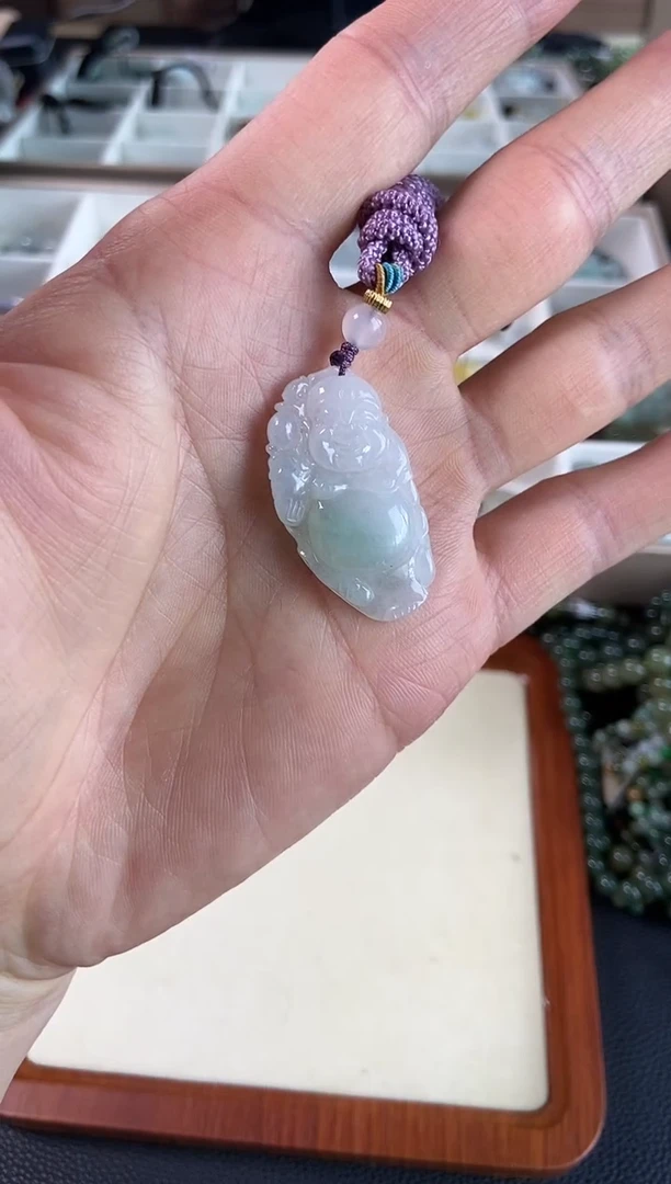 翡翠未镶嵌颈饰吊坠
