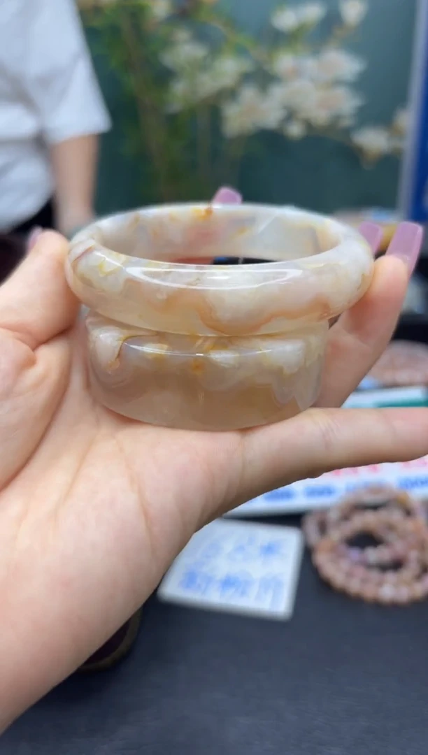 石英质玉手镯未镶嵌C528(59圈赠送镯心)