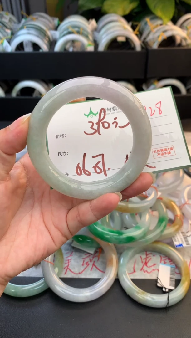 未镶嵌定制翡翠静**兰毛货需精细抛光+多人