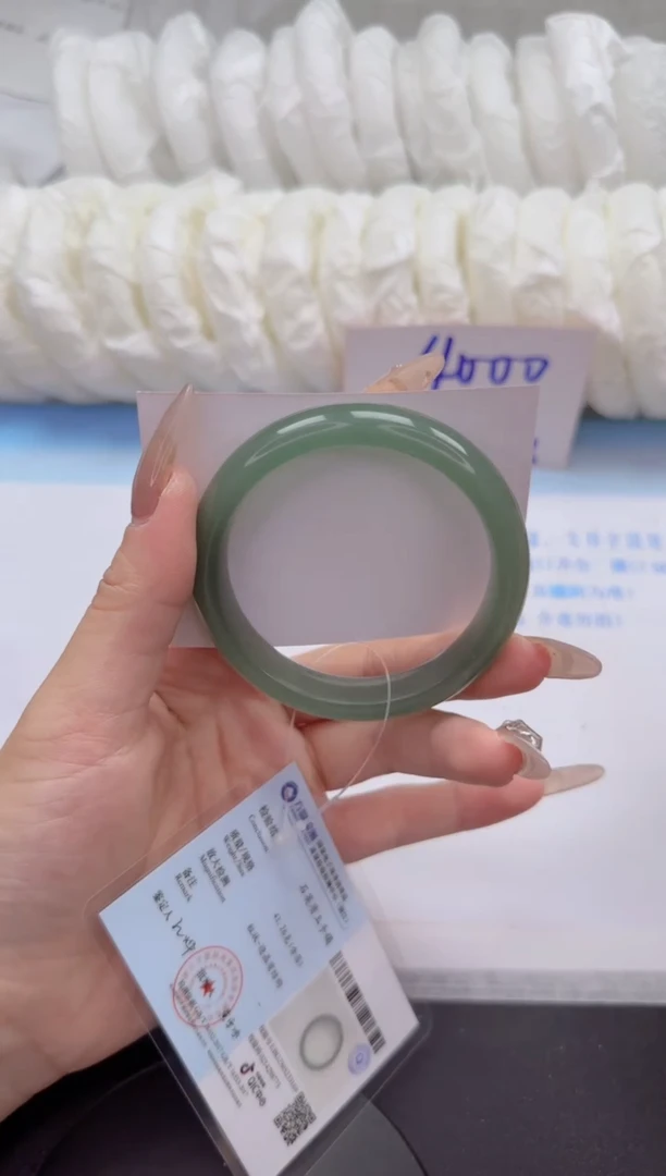 石英质玉手镯未镶嵌85-54.5