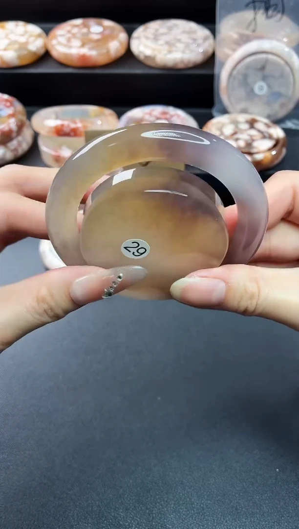 手镯玛瑙/玉髓未镶嵌石英质玉手镯