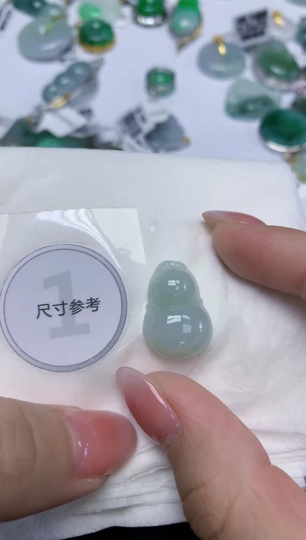 颈饰未镶嵌翡翠天然缅甸翡翠A货百元以上9元证书费自理