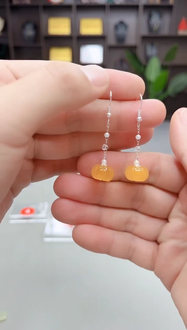 未镶嵌耳饰玛瑙/玉髓W06